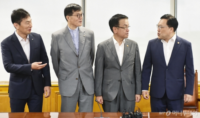 DSR 1단계→3단계 조기도입 검토했다…'안되면 더 센 규제 나온다' 관련사진1
