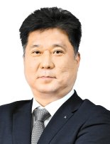 파이낸셜 뉴스 김기석 국제부장 경제부문장