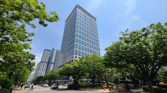 (아시아경제) 창업 '신화' 예고편 여기서 쓴다… FLY ASIA 2025, 역대 최대 규모 '팡파르'